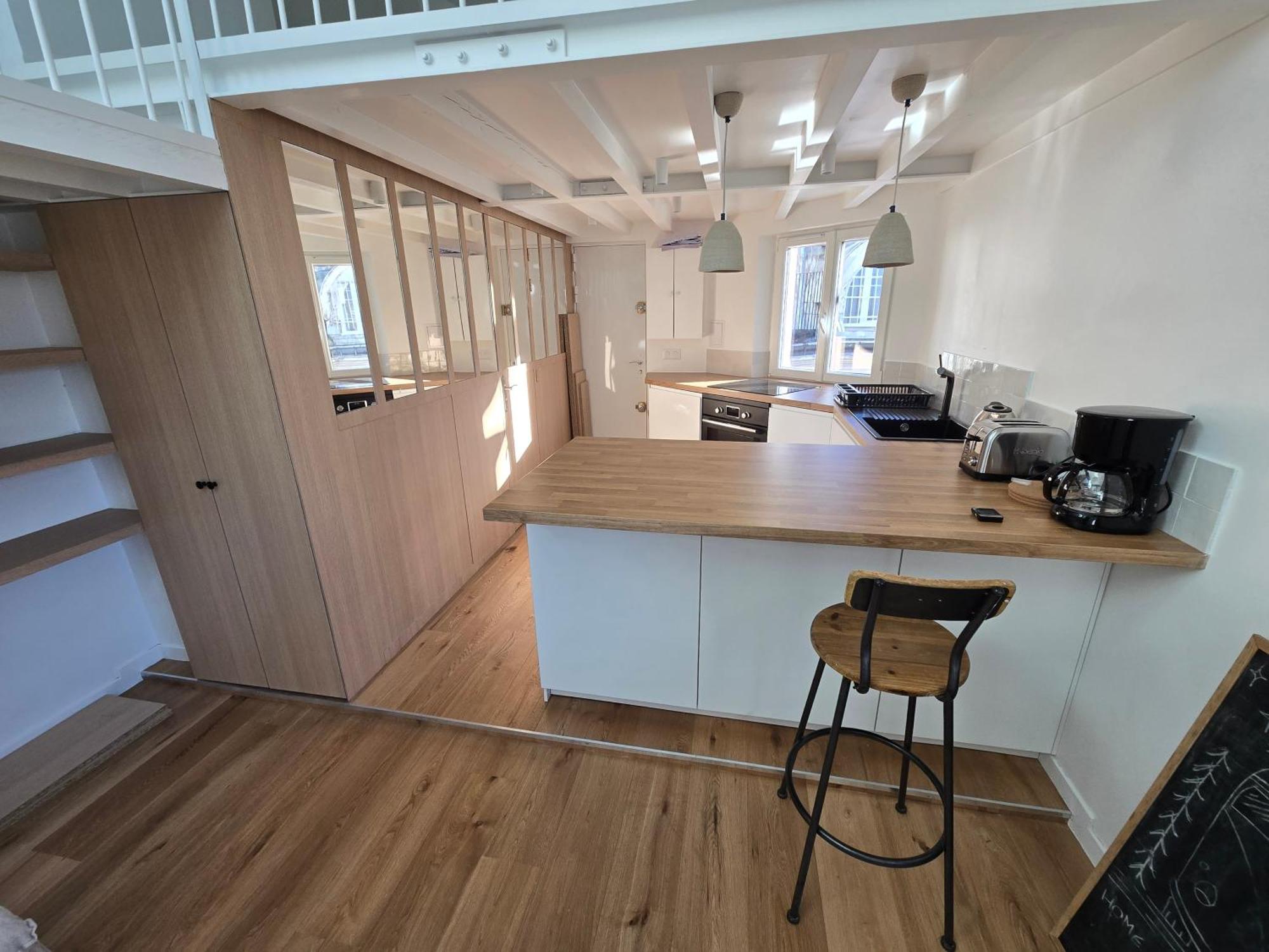 Duplex Plein Sud Refait A Neuf - 2eme - Vue Exceptionnelle Toits Appartement
