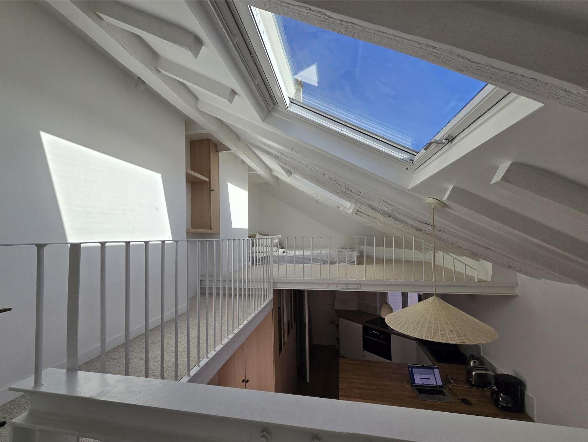 Duplex Plein Sud Refait A Neuf - 2eme - Vue Exceptionnelle Toits * Parijs