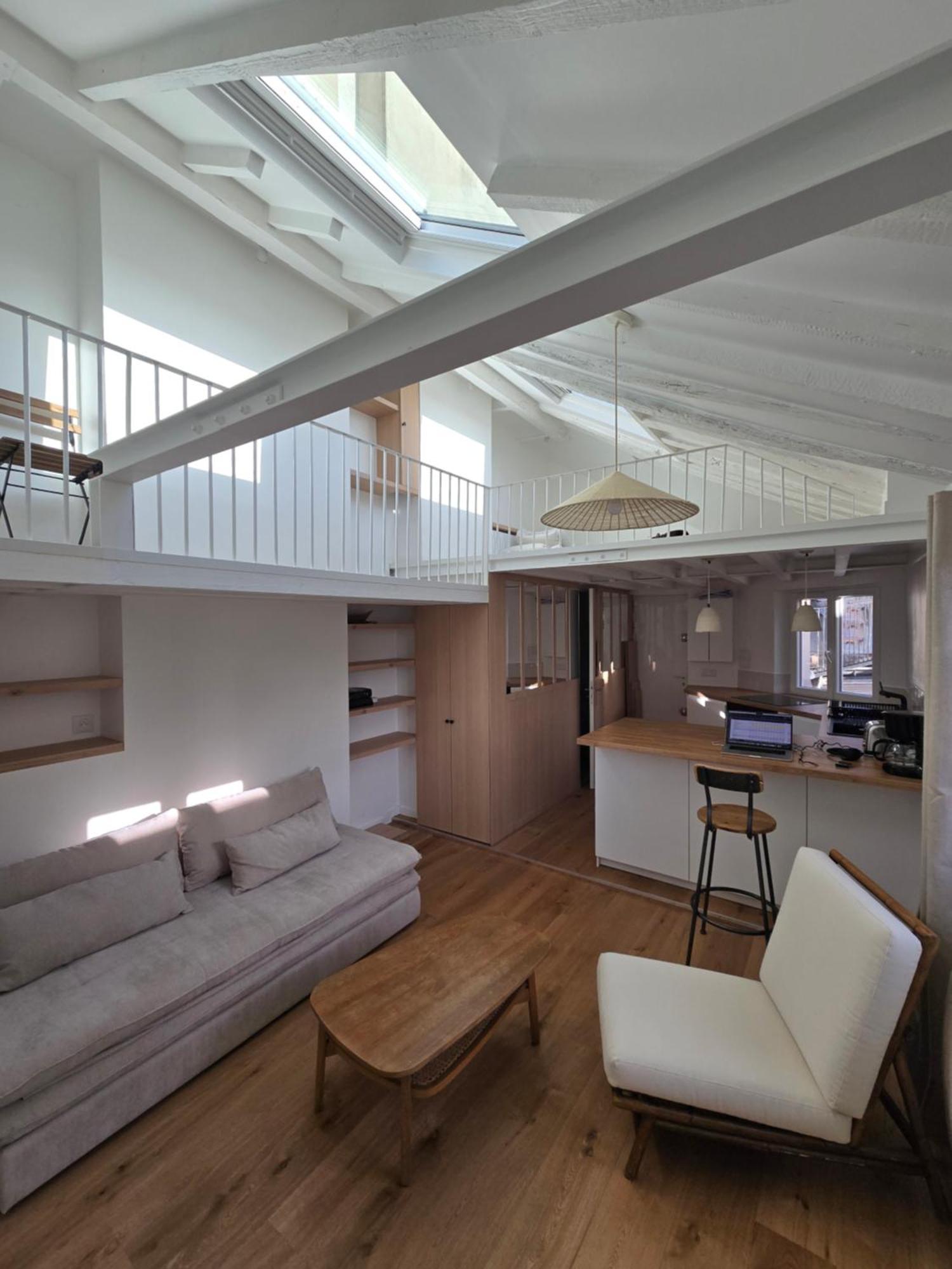 Duplex Plein Sud Refait A Neuf - 2eme - Vue Exceptionnelle Toits