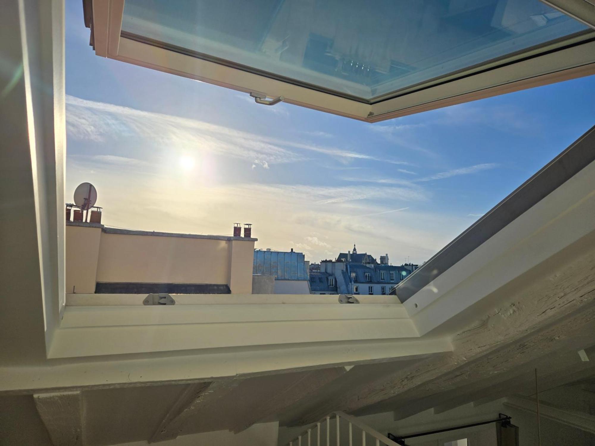 Duplex Plein Sud Refait A Neuf - 2eme - Vue Exceptionnelle Toits Appartement